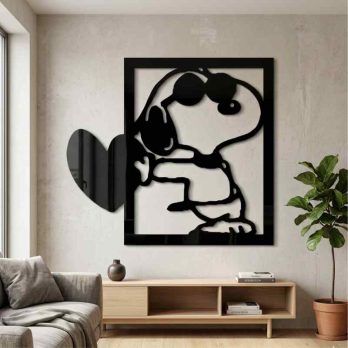 cuadro recortado en metal de snoopy para pared.