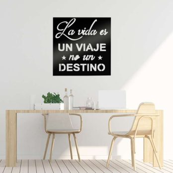 cuadro recortado en metal frase vida, viaje y destino para pared