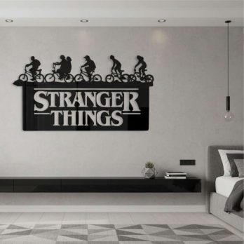 cuadro recortado en metal serie "stranger things" para pared.