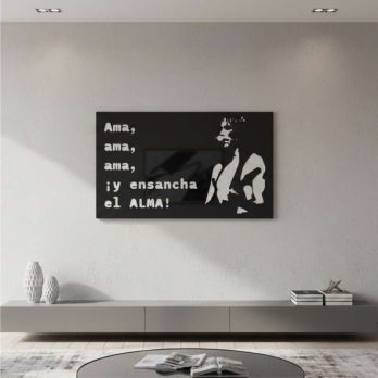 cuadro recortado en metal de frase de Robe para pared.